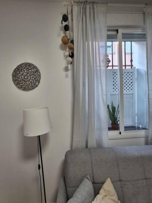 Hostfy Centro San Roman Sevilla Buitenkant foto