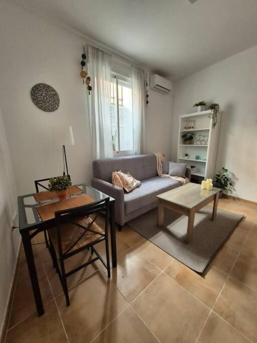Hostfy Centro San Roman Sevilla Buitenkant foto